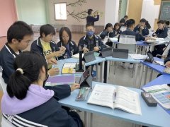 这种讲授辅帮可以或许针对每位学生的写